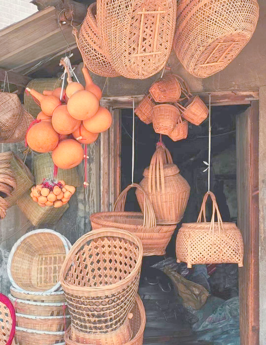 竹编工艺：传承千年的自然之美与匠心独运